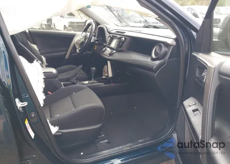 2018 Toyota Rav4 Xle from USA, damaged, VIN JTMRFREV0JJ202055